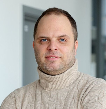 Harijs Āboliņš: "Pats esmu tētis, man gan ir četri dēli, nevis viens kā Albertam, un mana personīgā dzīve ir bijusi viļņaina."