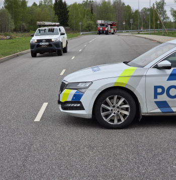 Valsts policijas un Valsts ugunsdzēsības un glābšanas dienesta vienības.