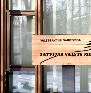 AS "Latvijas valsts meži" izkārtne.