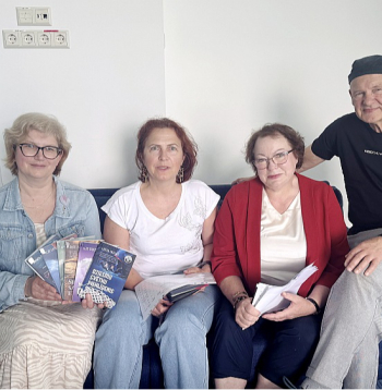 Iesūtītos manuskriptus vērtēja: Linda Kusiņa-Šulce (no kreisās) Kristīne Ilziņa, Rolanda Bula un Aivars Eipurs.