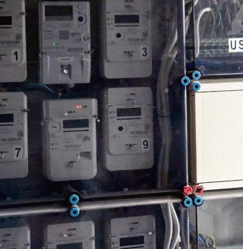 Elektroenerģijas piegādes operators un tirgotājs viedās uzskaites infrastruktūras datus izmanto norēķiniem un tirgus darbībai; tīkla pārvaldītājs – plānošanai, bet mājsaimniecības ieguvums nav automātisks: lai gūtu ietaupījumu, dati jāanalizē un, iespējams, jāmaina paradumi. 