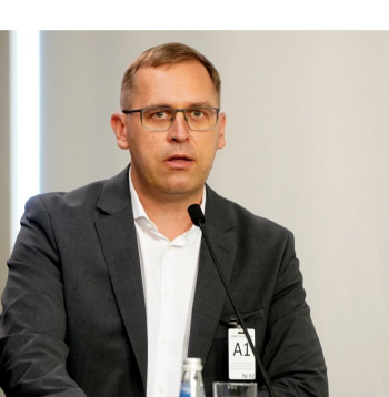 AS "Augstsprieguma tīkls" valdes priekšsēdētājs Rolands Irklis. 