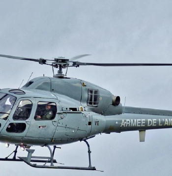 Krievijas fregate atradās starptautiskajos ūdeņos pie Gedseras, kad izšāva signālraķetes pret Dānijas helikopteru "Fennec", kas tobrīd veica fotografēšanu.