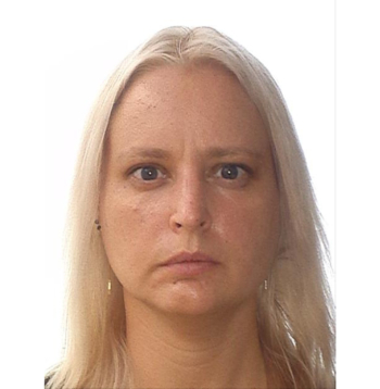 Alīsija Dakota Klinta.