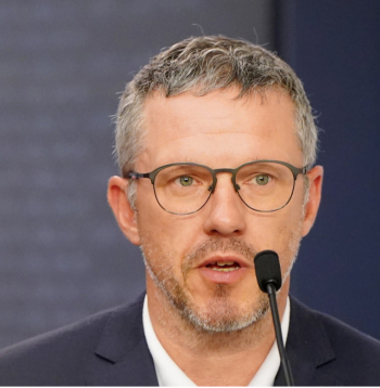 “Latvijas valsts meži” valdes priekšsēdētājs Sandis Jansons. “Latvijas valsts meži” valdes priekšsēdētājs Sandis Jansons.