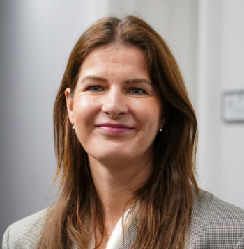 Ievas Jāgeres vadītā Latvijas Invesīciju un attīstības aģentūra pilda solījumus - pērn tika pārsniegta viena miljarda eiro piesaistīto investīciju robeža un šķiet, ka to pašu izdosies paveikt arī šogad.