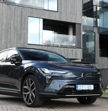 Volvo EX60.