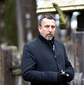 Svarīgi ir VKKF nepārvērsties par "atbilžu mašīnu", teic VKKF padomes priekšsēdētājs Valts Ernštreits. Svarīgi ir VKKF nepārvērsties par "atbilžu mašīnu", teic VKKF padomes priekšsēdētājs Valts Ernštreits.