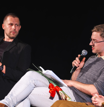 Laikmetīgās latviešu dramaturģijas krājuma "5* dramaturģija" atvēršanas svētki Dailes teātrī.