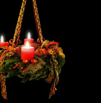 Radīt Ziemassvētku noskaņu atbilstoši lauku dzīves stilam šogad būs ļoti mūsdienīgi. Kopumā tendenci raksturo nostalģija pēc laukiem, pastorālām ainavām, pēc lēnāka un uz dabu orientēta dzīvesveida.