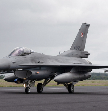 F-16. F-16.