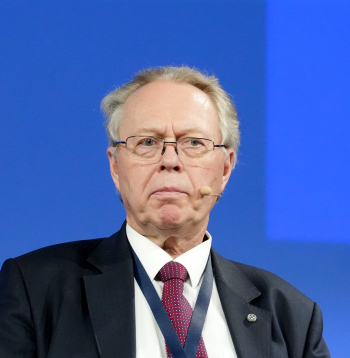 SIA "Latvijas mobilais telefons" prezidents Juris Binde piedalās paneļdiskusijā "Ceļš uz kapitāla tirgu, kāpēc ne/-ē!?" Latvijas kapitāla tirgus forumā 2024 "Jaudīgi uzņēmumi, spējīgāka valsts".