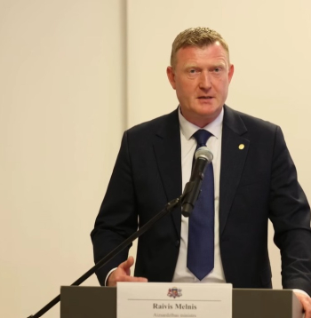Aizsardzības ministrs Raivis Melnis.