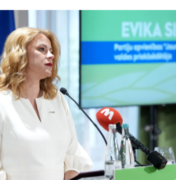 Partiju apvienības "Jaunā Vienotība" (JV) Vidzemes saraksta līdere, Saeimas deputāte Evika Siliņa.