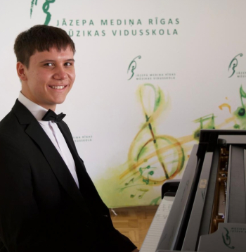Rauls Kuzmenko.