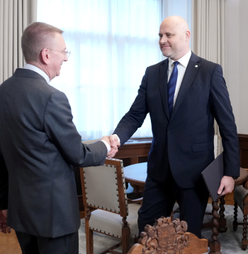 Valsts prezidents tiekas ar Apvienotā Saraksta pārstāvjiem. 