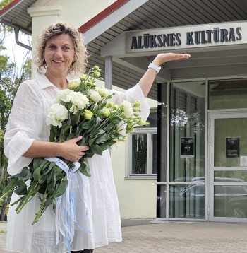 Alūksnes novada Kultūras centra direktore Sanita Bērziņa. Alūksnes novada Kultūras centra direktore Sanita Bērziņa.