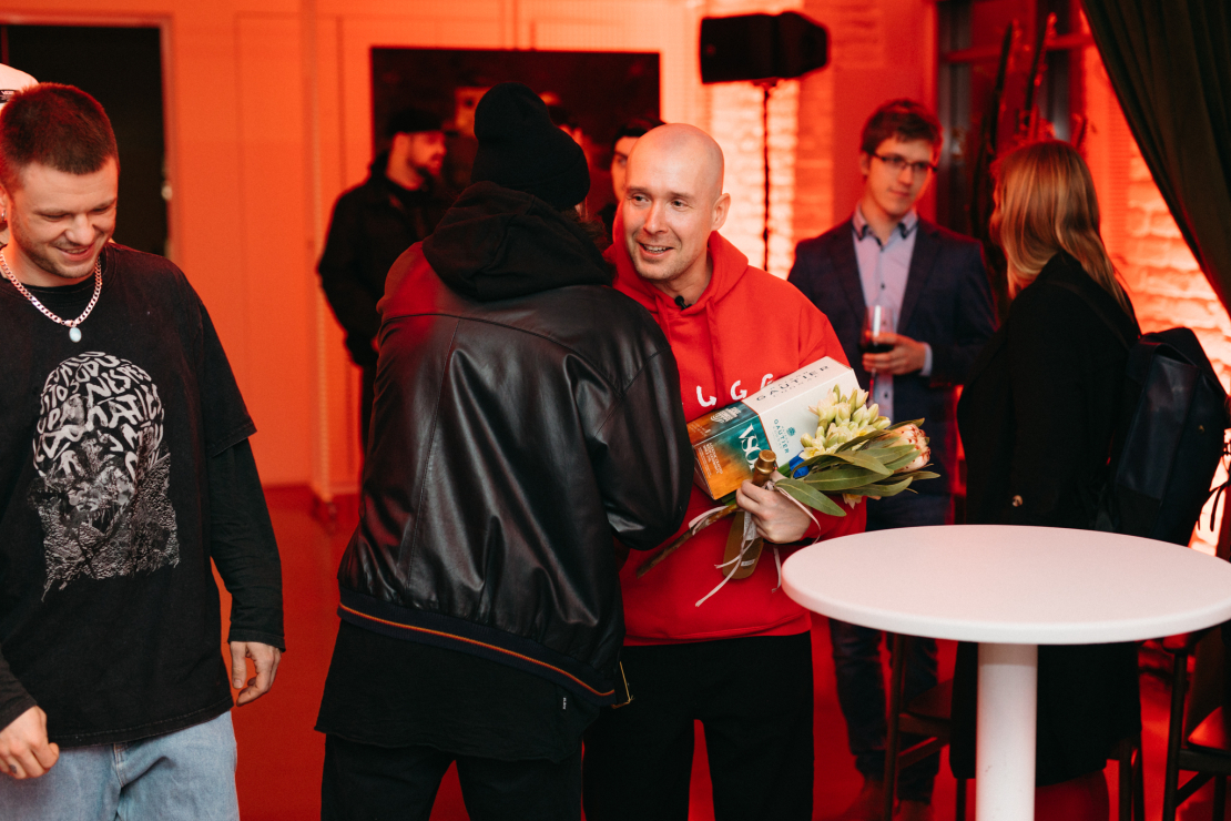 Gustavo jaunā albuma noklausīšanās pasākums.