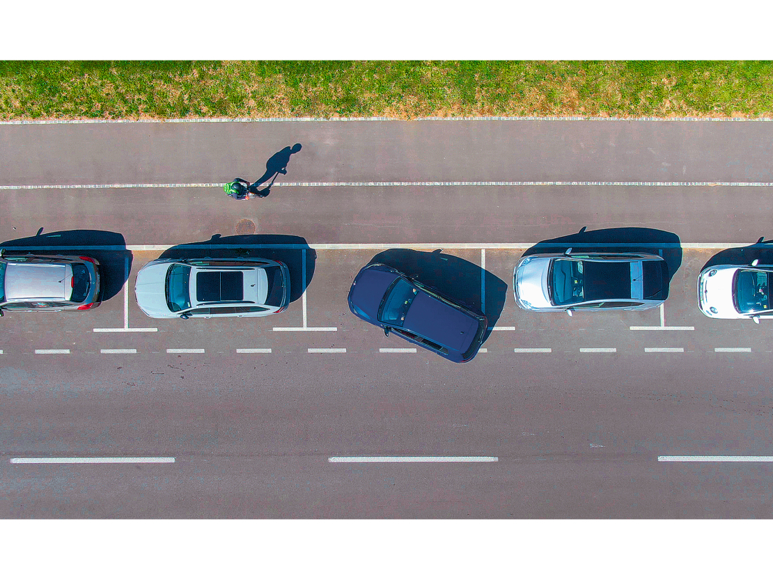 Pirms auto novietošanas stāvvietā vispirms jānovērtē tās garums.