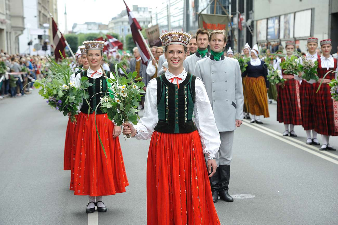 Dziesmu un deju svētki