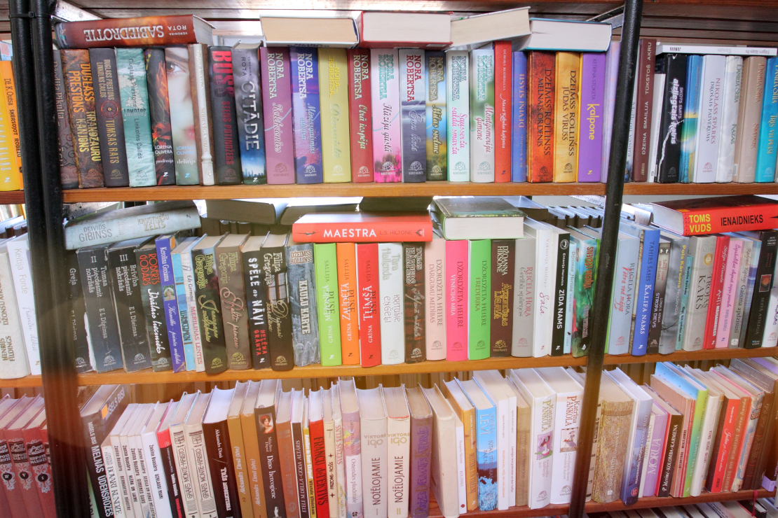 Grāmatas. Bibliotēka. 