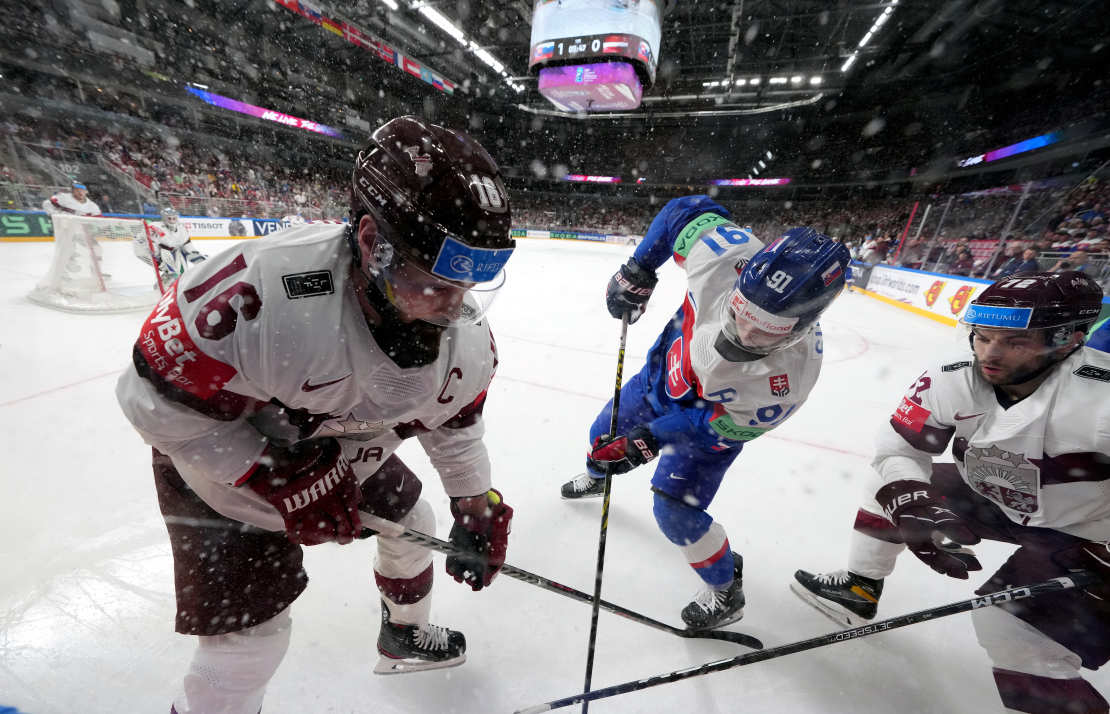 Pasaules hokeja čempionāta spēle starp Latvijas un Slovākijas valstsvienībām ''Arēnā RĪga''.