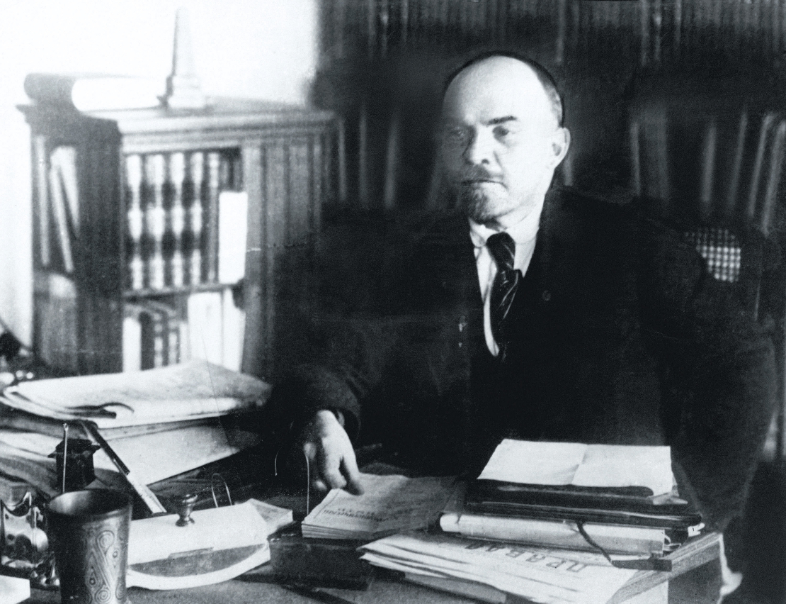 Ļeņins savā kabinetā 1920.–1922. gadā.