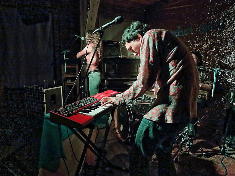 Grupas "heavenphetamine" (Japāna/Ukraina) koncerts Rīgā.