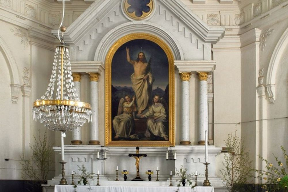 Asares baznīcas altārdaļa.