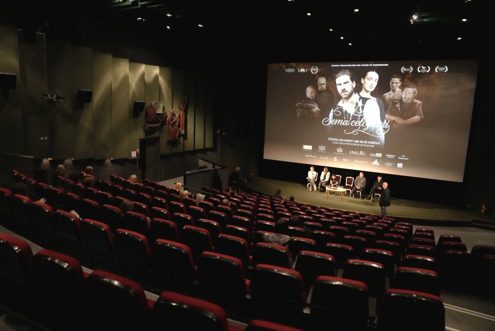 Filma "Sema ceļojumi".
