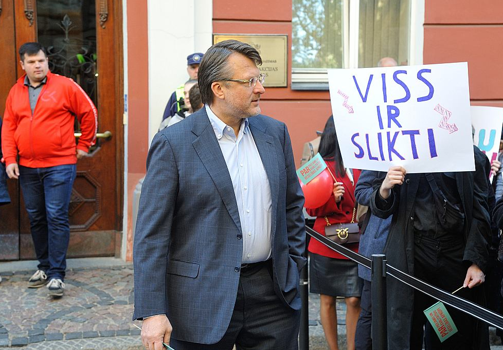 "Šī Saeima sevi ir izsmēlusi," uzskata Ainārs Šlesers.