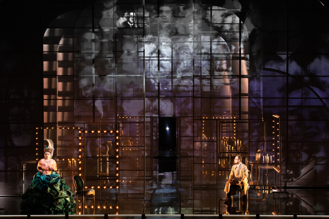 Operas "Adriāna Lekuvrēra" pirmizrāde Latvijas Nacionālajā operā.