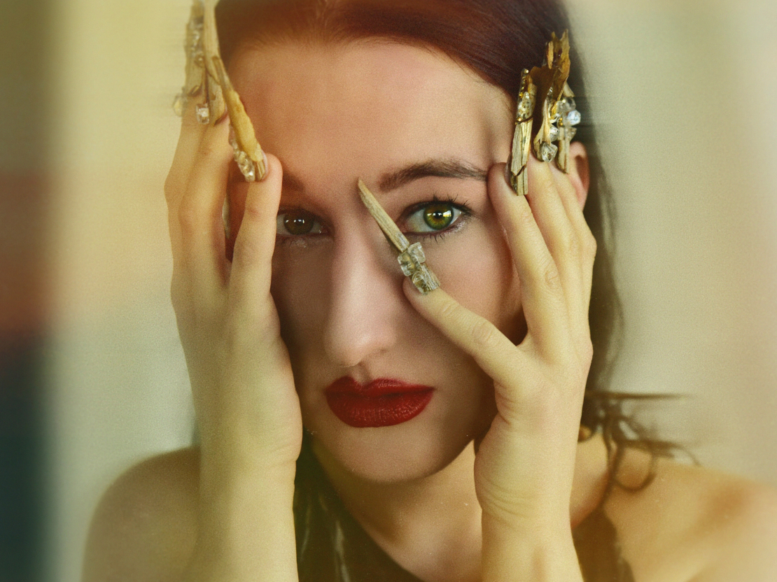 Zola Jesus.