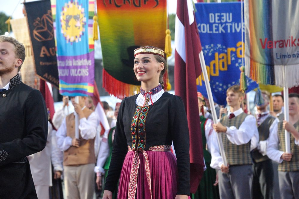 Deju lieluzvedums "Mūžīgais dzinējs".