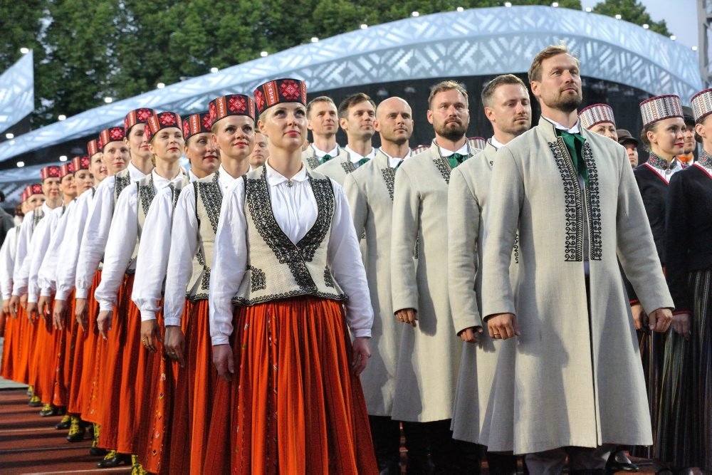 Deju lieluzvedums "Mūžīgais dzinējs".