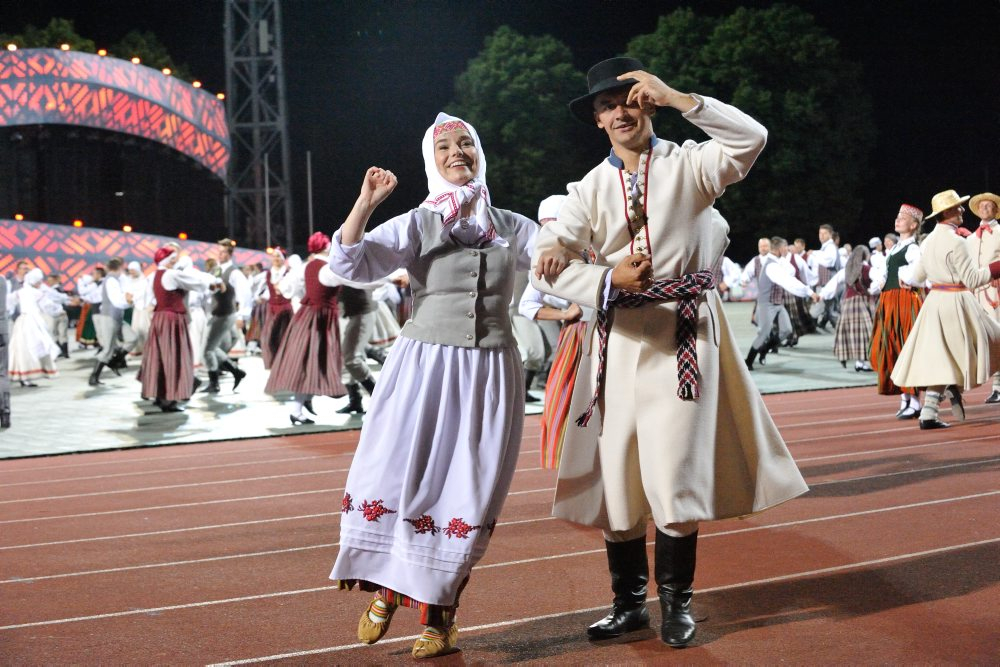 Deju lieluzvedums "Mūžīgais dzinējs".