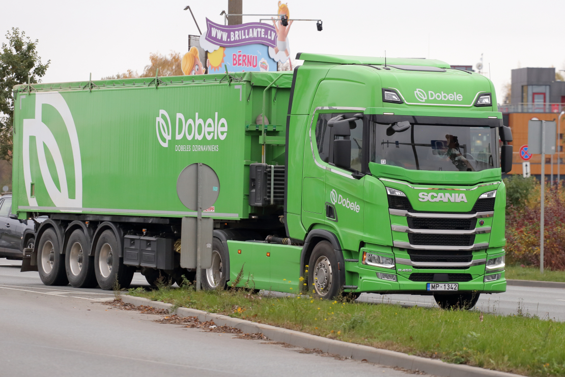 AS "Dobeles dzirnavnieks" automašīna.