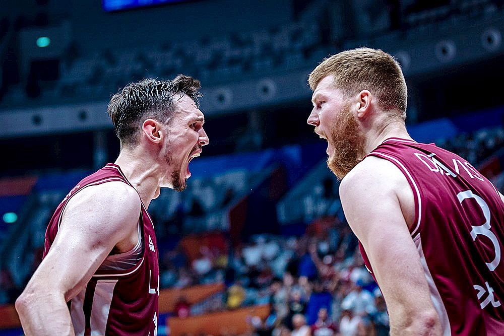 Rodions Kurucs un Dāvis Bertāns. Spilgtākie mirkļi no Latvijas izlases spēlēm Pasaules kausā.