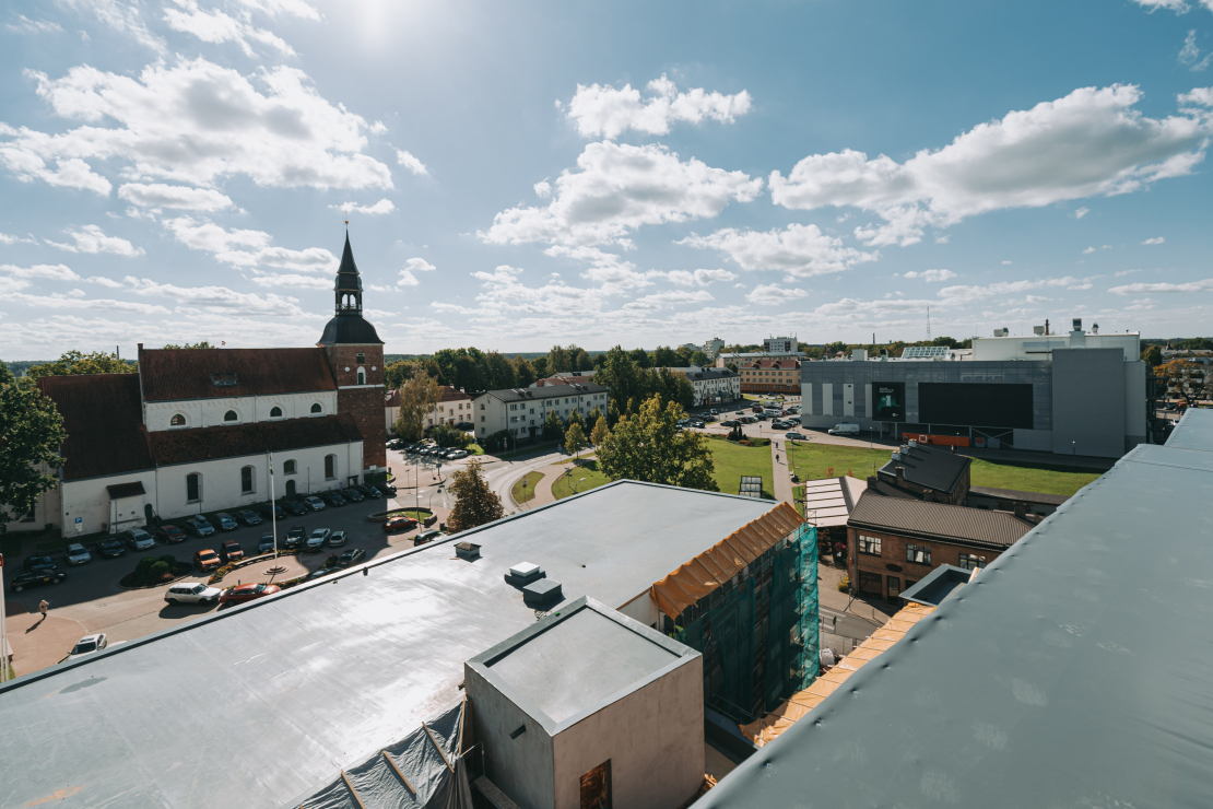 Valmieras Drāmas teātrī turpinās būvdarbi.