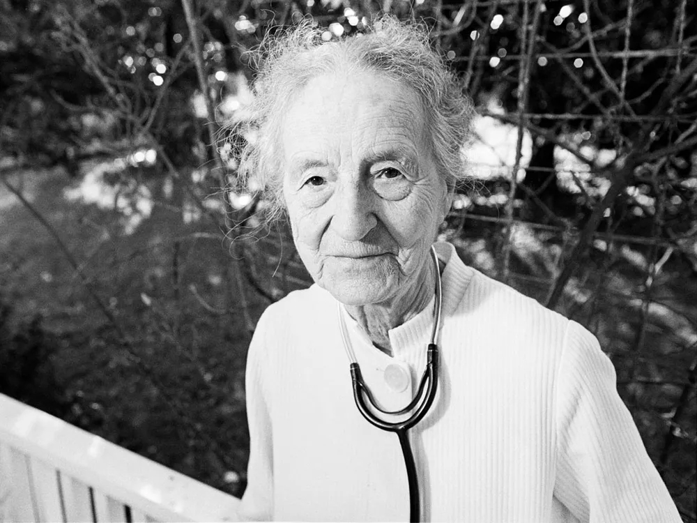 Dr. Leila Denmarka.