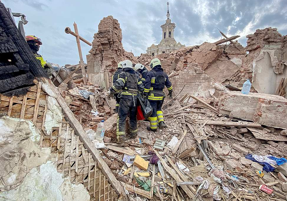 Pēc krievu raķešu trieciena. Ukraina. Harkiva.
