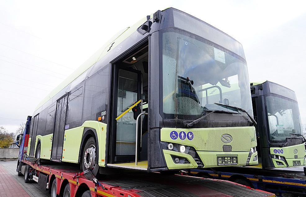 Pirmos elektroautobusus Rīgas ielās varēsim redzēt novembra beigās vai decembrī, visticamāk – 26., 33., 34. vai 57. maršrutā.