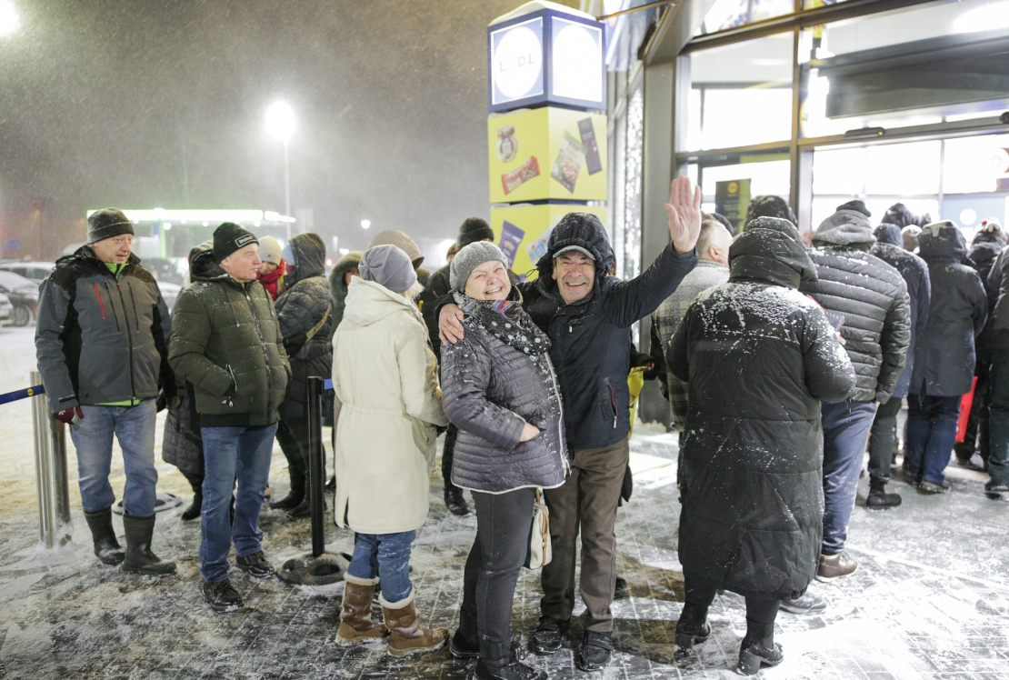 Siguldā atklāts "Lidl" veikals.