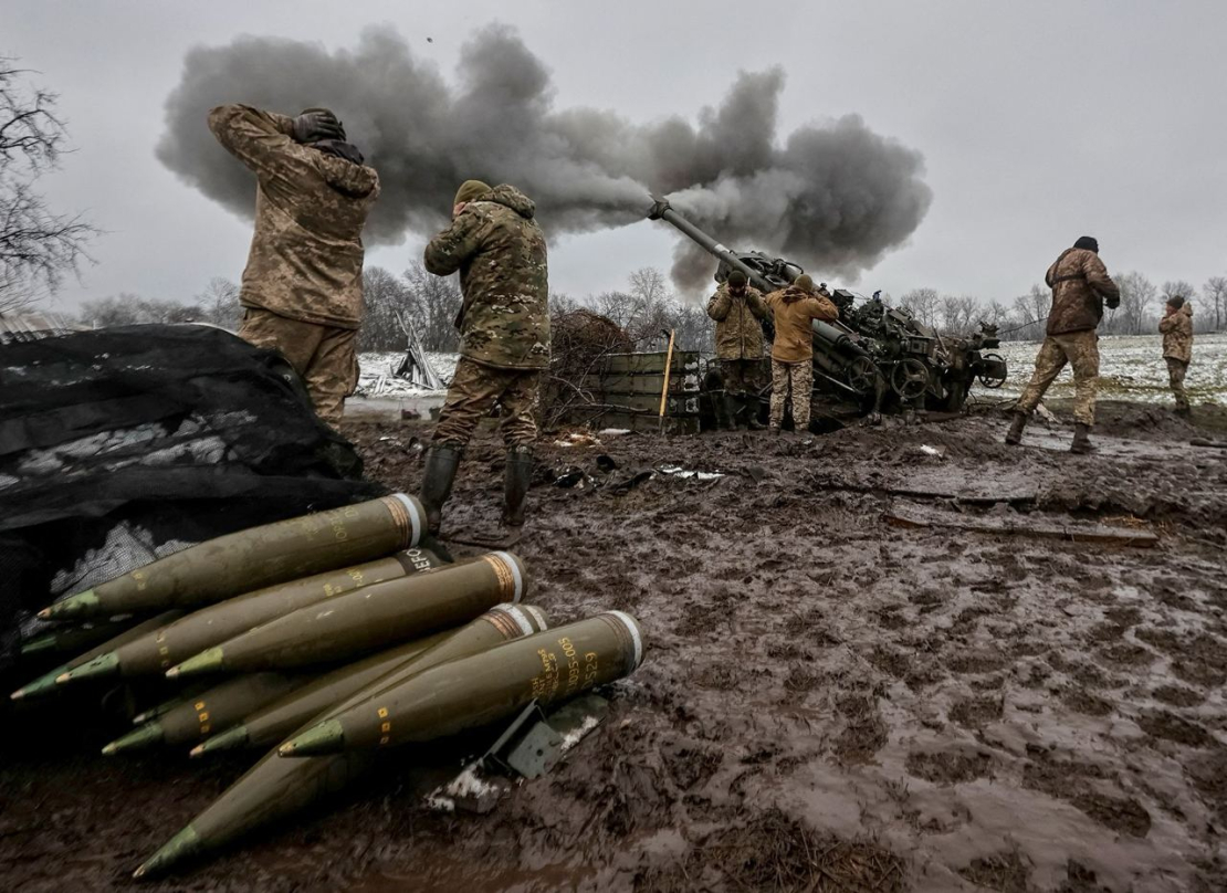 Ukraina. Artilērija.