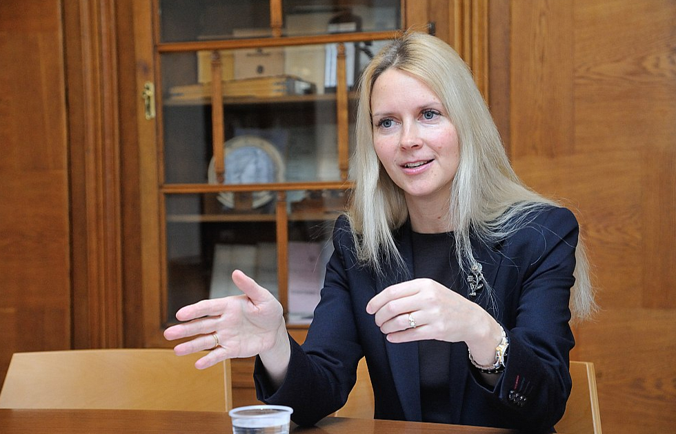 Olga Bogdanova: "Nostāja, ka drīzumā būtu jāievieš vispārējā deklarēšanās, šobrīd mīkstināta. Valdības rīcības plānā ir paredzēts, ka līdz 2027. gadam ir jāsaprot, kādi dati par iedzīvotājiem jau šobrīd ir valsts rīcībā, kā tos iespējams apvienot un sistematizēt."