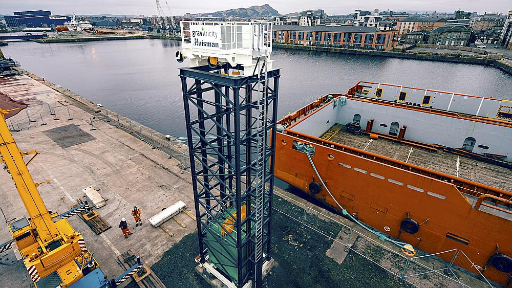 Edinburgā uzbūvētais gravitācijas akumulators ir viens no pirmajiem mēģinājumiem pārbaudīt, vai spēsim izmantot gravitāciju elektrības ražošanai nākotnē.