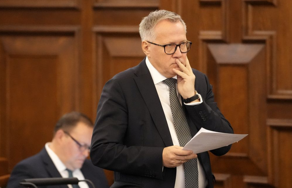 Finanšu ministrs Arvils Ašeradens.
