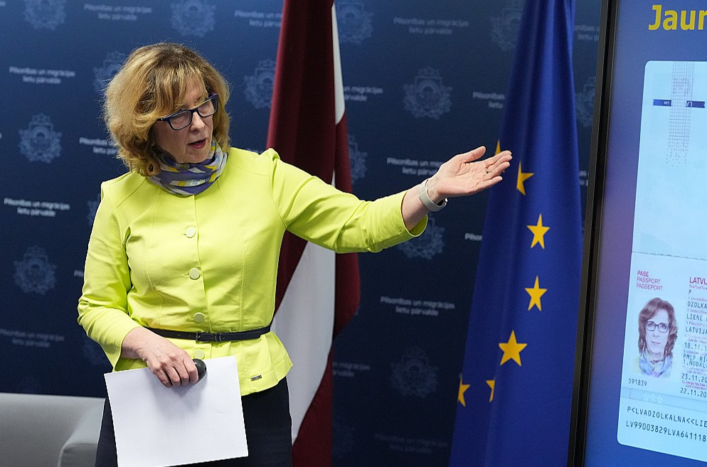 PMLP priekšniece Maira Roze: "Jaunā parauga pase ir himna Latvijas skaistajai dabai."