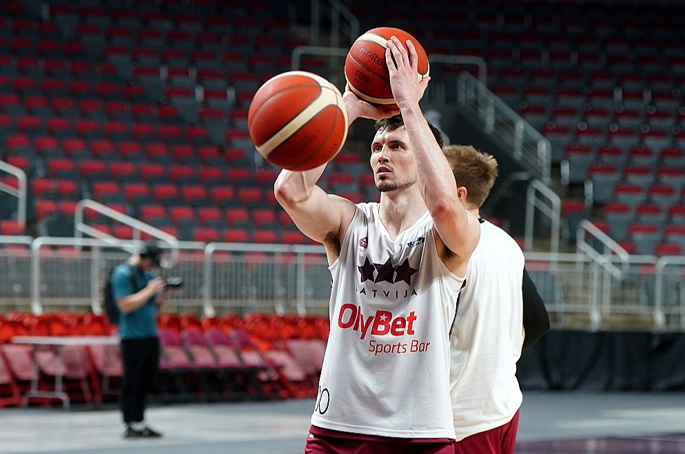 Rodions Kurucs gandarīts par sezonu Spānijā un atkalredzēšanos ar Latvijas izlases biedriem.
