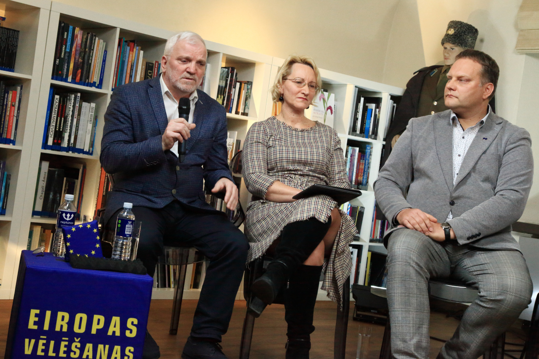  "Vērtējam darbus un solījumus" cikla diskusija “Kā nosargāt demokrātiskās vērtības?” Daugavpilī. 